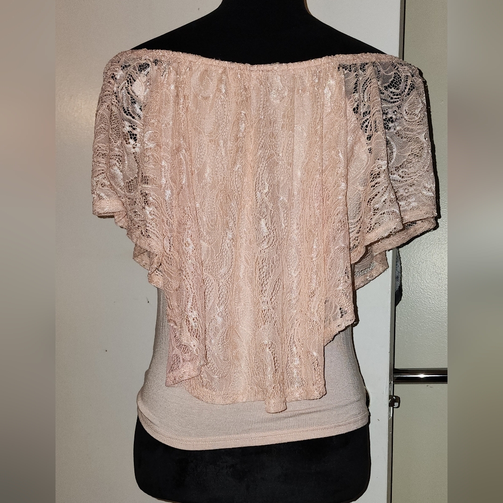 Pink top - Picture 3 of 4